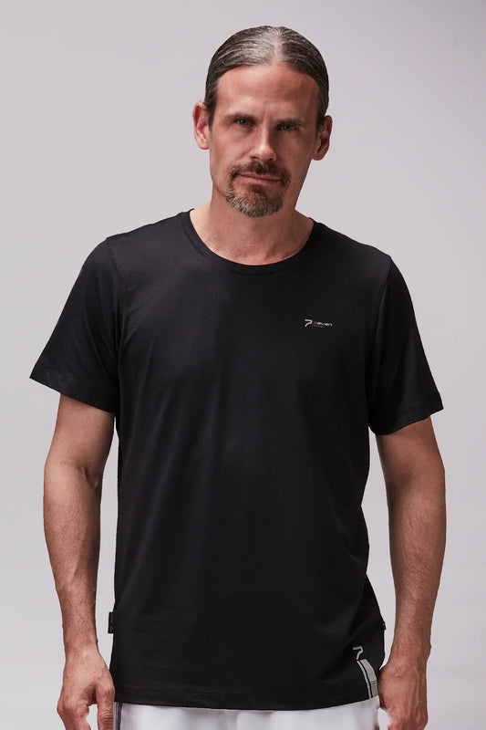 Svart TEC padel t-shirt framifrån